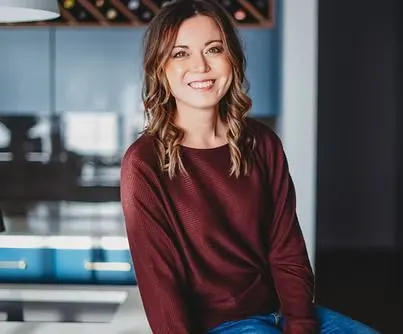 Sarah Holubowich, RN - Owner and Nurse Injector at Poke Beauty